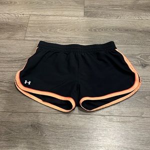 Black underarmor shorts